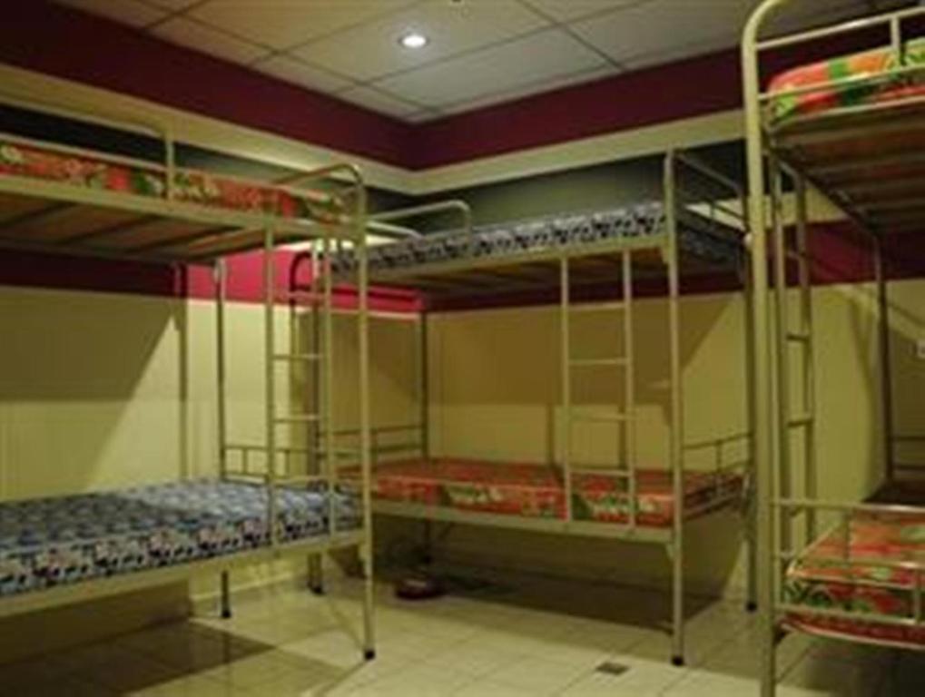 Matahari alojamiento Albergue Kuala Lumpur Habitación foto